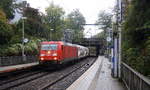 185 230-0 DB kommt aus Richtung Köln,Aachen-Hbf und fährt durch Aachen-Schanz mit einem Zuckerzug aus Wabern(D) nach Antwerpen-Lillo(B) und fährt in Richtung Aachen-West.