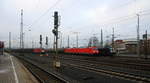 185 303-5 und 185 253-2 beide von DB fahren mit einem langen Ölzug aus Antwerpen-Petrol(B) nach Basel(CH) bei der Ausfahrt aus Aachen-West und fahren in Richtung