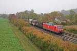Mit einem gemischten Güterzug (Mannheim Rbf - Chiasso) fuhr am 31.10.2016 die 185 049-4 südlich von Müllheim (Baden) in Richtung Katzenbergtunnel/Basel.