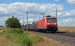 185 063 führte am 27.06.18 einen Stahlcoil-Zug durch Niederndodeleben Richtung Magdeburg.