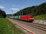 Die 185 267 mit einem KLV-Zug am 01.07.2018 unterwegs bei Wernstein.