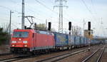  DB Cargo Deutschland AG mit  185 347-2  [NVR-Nummer: 91 80 6185 347-2 D-DB] und KLV-Zug (LKW-Walter Trailer) am 06.03.19 Bf.