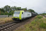185 550-1 Captrain mit Erzzug auf dem Weg ins Ruhrgebiet, Fahrtrichtung Osnabrück am 06.07.2019 im Bahnhof Kirchweyhe.