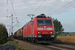 Am Nachmittag des 04.09.2018 fuhr 185 139-3 mit einem gemischten Güterzug (Mannheim Rbf - Chiasso Smistamento) bei Hügelheim durchs Markgräflerland in Richtung Schweizer Grenze.