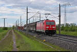 [Reupload]

Als es nach einem starken Schauer wieder aufklart, bewegt sich ein weiterer gemischter Gz - diesmal mit 185 354-8 - bei Großkugel Richtung Leipzig.

🧰 DB Cargo
🚩 Bahnstrecke Magdeburg–Leipzig (KBS 340)
🕓 16.5.2021 | 16:31 Uhr