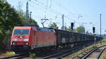 DB Cargo AG [D] mit  185 393-6  [NVR-Nummer: 91 80 6185 393-6 D-DB] und gemischtem Güterzug am 03.09.21 Berlin Hirschgarten
