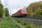 185 283-9 mit einen gemischten Güterzug am 20.10.2021 in Vollmerz