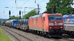 DB Cargo AG [D] mit  185 071-8  [NVR-Nummer: 91 80 6185 071-8 D-DB] und gemischtem Güterzug am 19.05.22 Durchfahrt Bf. Saarmund.