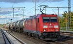DB Cargo AG [D] mit  185 204-5  [NVR-Nummer: 91 80 6185 204-5 D-DB] und einem gemischten Güterzug am 19.10.22 Durchfahrt Bahnhof Golm.