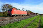 DB Cargo 185 294-6 zieht ihren gemischten Güterzug in Richtung Gemünden.
