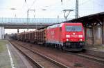 185 241 zieht am 28.11.09 einen Güterzug durch Gaschwitz Richtung Leipzig.