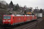 Die 185 057 zog am 28.1.12 die 185 041,die 152 053 und die 151 125 als Lokzug durch Leutesdorf.