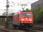 185 249-0 von Railion rangiert in Aachen-West bei Sonnenschein mit Wolken am 28.4.2012.