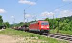 185 380 mit gem.Güterzug in Richtung Ulm.Aufgenommen in Gingen an der Fils am 28.5.2012