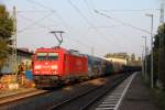 185 266-4 DB Schenker Rail in Michelau am 08.10.2013.