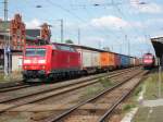 Am 25.05.2014 kam 185 144 mit einem Containerzug aus Richtung Berlin nach Stendal und fuhr weiter in Richtung Salzwedel.