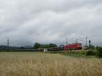 185 191-4 und eine weitere 185er ziehen am 13.Juli 2014 einen PKP-Kohlezug durch Gundelsdorf in Richtung Lichtenfels.