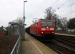 185 175-7 DB  kommt durch Kohlscheid mit einem Kurzen  Schrottzug aus Polen nach nach Aachen-West  und fährt die Kohlscheider-Rampe hoch nach Aachen-West und fährt in Richtung