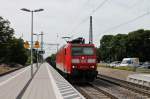 Am warmen 07.06.2014 fuhr 185 101-3 mit einem gemischten Güterzug durch Emmendingen gen Freiburg.