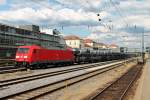 Am 24.06.2014 fuhr 185 316-7 mit einem Autozug durch den Hauptbahnhof von Regensburg.