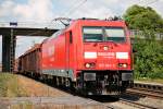 Ausfahrt von 185 304-3 mit einem gemischten Güterzug am 11.07.2014 aus dem Überholgleis in Orschweier gen Süden.