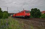 185 249-0 ist mit einen gemischten Güterzug am 10.06.15 bei Fulda unterwegs.