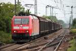 185 136-9 am 25.07.2014 in Müllheim (Baden) mit einem gemischten Güterzug.
