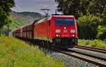 185 245-8 ist am 16.07.15 mit eine Schüttgutzug bei Gambach in Richtung Gemünden unterwegs.