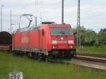 Am 02.06.2010 stand die 185 214 von DB Schenker Rail im Bahnhof Grimmen.