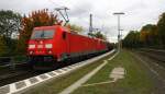 185 341-5 und 185 343-1 beide von DB  kommen mit eineim sehr langen Ölzug aus  Antwerpen-Petrol(B) nach Basel(CH) aus Richtung Köln und fahren in Rictung Koblenz.