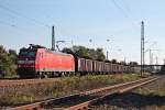 185 139-3 mit einem gemischten Güterzug am 27.09.2014 in Orschweier und fuhr gen Offenburg.