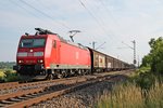 Am 11.06.2015 bespannte die 185 124-5 einen Rebull-Zug (Bludenz - Bremerhaven (-Amerika)), als sie in der untergehenden Sonne bei Buggingen gen Norden fuhr.