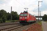 Nachschuss am 18.08.2015 auf die 185 106-2, als sie zusammen mit 185 101-3 als Lokzug auf das Überholgleis gen Süden in Mühheim (Baden) fuhr.