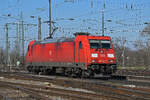 DB Lok 185 297-9 durchfährt am 07.02.2023 solo den badischen Bahnhof.