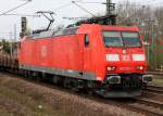 185 022-1 mit einem Gemischtgüterzug am 07.04.2015 auf der Riedbahn im Bahnhof Riedstadt-Goddelau Richtung Mannheim
