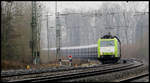 Captrain 185533-7 erreicht hier am 8.1.2020 um 12.51 Uhr mit dem Kohlependel in Richtung Osnabrück den Bahnhof Hasbergen.