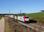 Die 185 665 und die 189 903 mit einem KLV-Zug am 05.12.2015 unterwegs bei Teisendorf.
