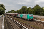 185 616 und 185 615 der VPS fahren mit einem Kohlezug durch Hamburg-Hausbruch in Richtung Harburg, aufgenommen am 2.