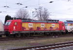 RheinCargo 185 586-5 pausiert am 28.01.2018 in Großkorbetha.