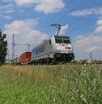 Und nochmal Metrans, dieses mal die 186 291-1 mit Containerzug in Fahrtrichtung Seelze.