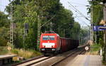 186 340-6 DB kommt mit einem Schrottzug aus Köln-Kalk(D) nach Genk-Goederen(B) und kommt aus Richtung Mönchengladbach-Hbf,Rheydt-Hbf,Wickrath,Beckrath,Herrath,Erkelenz,Baal,Hückelhoven-Baal und fährt durch Brachelen in Richtung Lindern,Süggerath,Geilenkirchen,Frelenberg,Zweibrüggen,Übach-Palenberg,Rimburg,Finkenrath,Hofstadt,Herzogenrath, Kohlscheid,Richterich,Laurensberg,Aachen-West. 
Aufgenommen vom Bahnsteig 1 in Brachelen. 
Bei Sommerwetter am Abend vom 3.7.2017.