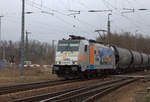 186 181-4 mit einem Kesselwagenzug in Radebeul Naundorf.28.03.2018 15:09 Uhr.