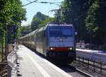 186 450-3 von Railpool kommt mit einem Zuckerleerzug aus Antwerpen-Lillo(B) nach  Köln-Eifeltor(D) und kommt aus Richtung Aachen-West,Aachen-Schanz,Aachen-Hbf,Aachen-Rothe-Erde und fährt durch Aachen-Eilendorf in Richtung Stolberg-Hbf(Rheinland)Eschweiler-Hbf,Langerwehe,Düren,Merzenich,Buir,Horrem,Kerpen-Köln-Ehrenfeld,Köln-West,Köln-Süd. Aufgenommen vom Bahnsteig 2 in Aachen-Eilendorf. 
Bei Sommerwetter am Nachmittag vom 2.7.2018. 