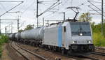 Rpool  186 273-9  [NVR-Number: 91 80 6186 273-9 D-Rpool] für? mit Kesselwagenzug am 13.09.18 Bf. Flughafen Berlin-Schönefeld.