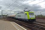 Gaskesselwagenzug mit CapTrain 186 152 treft am 14 April 2020 in Nijmegen ein.