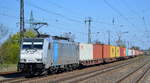 METRANS Rail s.r.o., Praha [CZ] mit  186 433-9  [NVR-Nummer: 91 80 6186 433-9 D-Rpool] und Containerzug am 21.04.20 Bf. Saarmund.