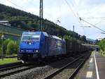 E-LOK 186 268-9 DER RHENUS-LOGISTICS AUF DER SIEGSTRECKE  Die Traxx der RHENUS-LOGISTICS auf der SIEGSTRECKE in Fahrtrichtung SIEGEN  bei Durchfahrt NIEDERSCHELDEN 23.7.2020...