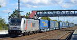 PKP CARGO INTERNATIONAL a.s. (AWT), Ostrava [CZ] mit der Railpool Lok  186 353-9  [NVR-Nummer: 91 80 6186 353-9 D-AKIEM] und Taschenwagenzug am 28.09.20 Bf. Saarmund.