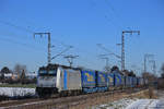 Am 13.02.2021 zog Railpool 186 2952 einen Walter KLV richtung Aachen durch Wickrath.