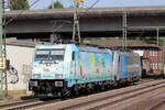 Akiem 186 364-6 unterwegs für HSL mit Rpool 186 298-6 in Hamburg-Harburg 9.6.2021